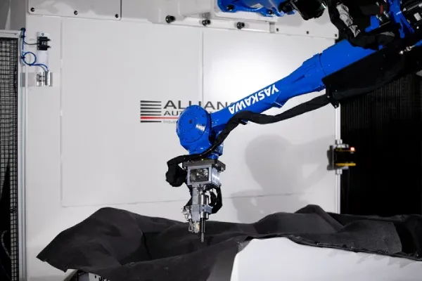 robotic ultrasonic cutting solution