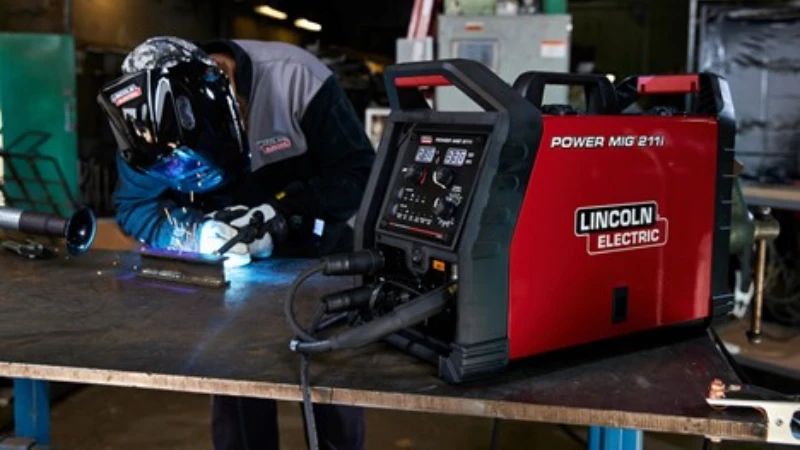 Manufacturer of welding robots